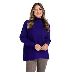 NWOT Kate & Mallory turtleneck sweater